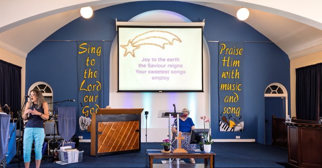 Well there are no rules to say you can’t have a Christmas Carol in September!!